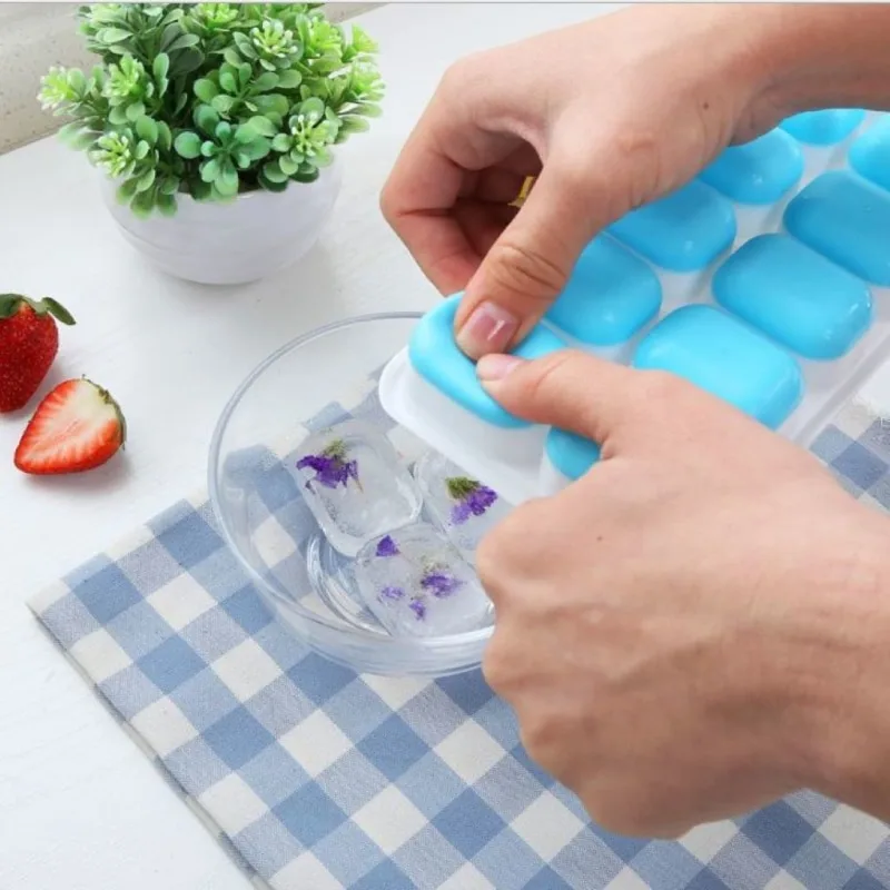 Forma de Gelo Silicone com Tampa 14 Cavidades HM-763 - Imagem 3