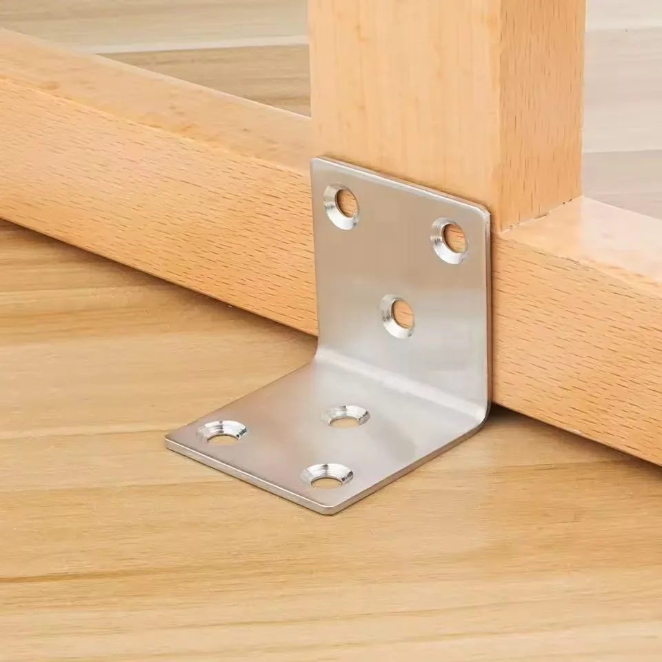 Kit 10 Cantoneira L 40x40mm 6 Furos Aço Galvanizado - Imagem 3